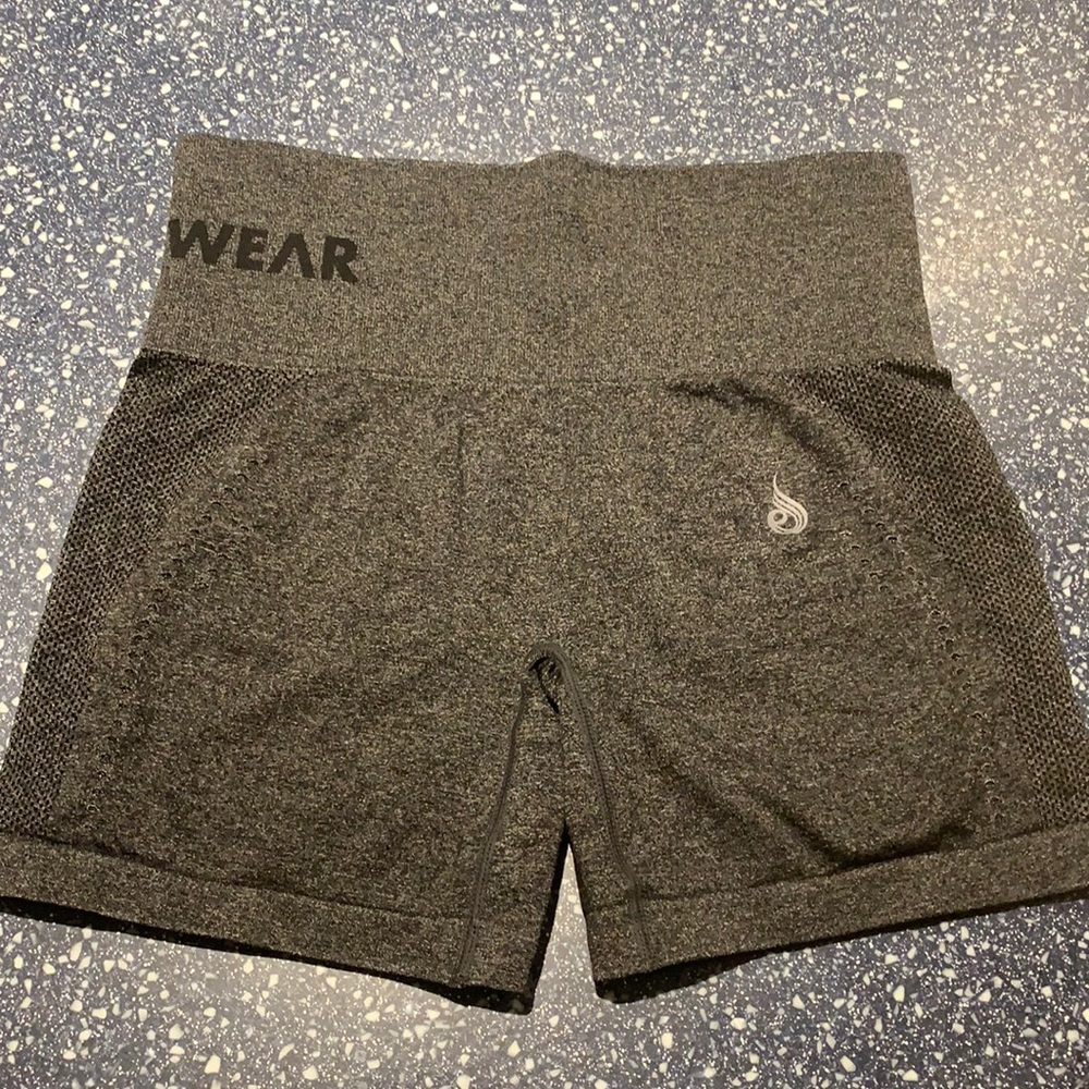 New without tags (never worn). Dark grey high waisted spandex workout shorts